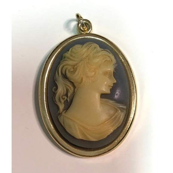 Jewelry - Vintage Gold‎ Tone Blue Grey and Cream Oval Cameo Pendant Victorian Style Charm